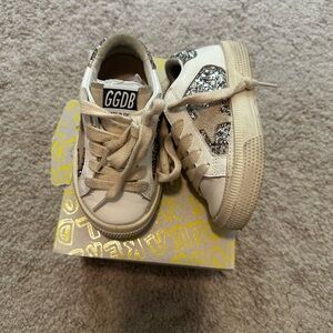 Golden Goose Kids Sneakers in Cream and Silver 6c / 22EU